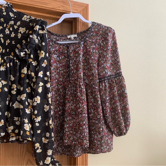 Floral and Solid Women's Blouse Set (3) - Picture 4 of 4